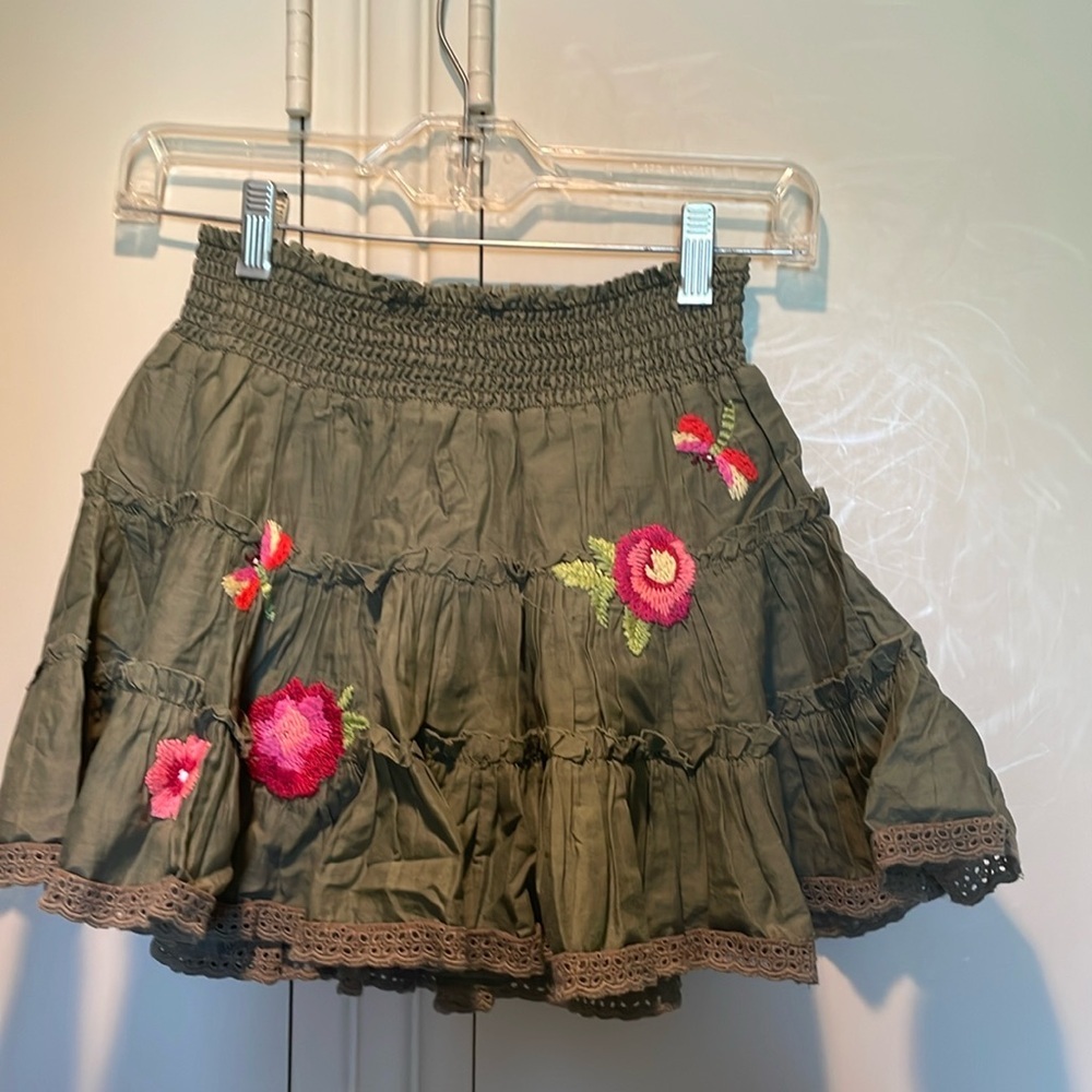 Limited Too Green Floral Skort